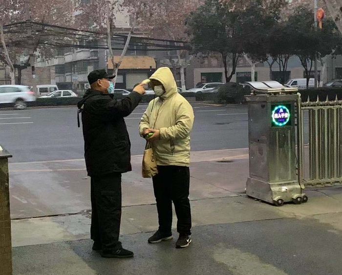 复件 1月25日雁塔校区东门图片_20200127161758.jpg