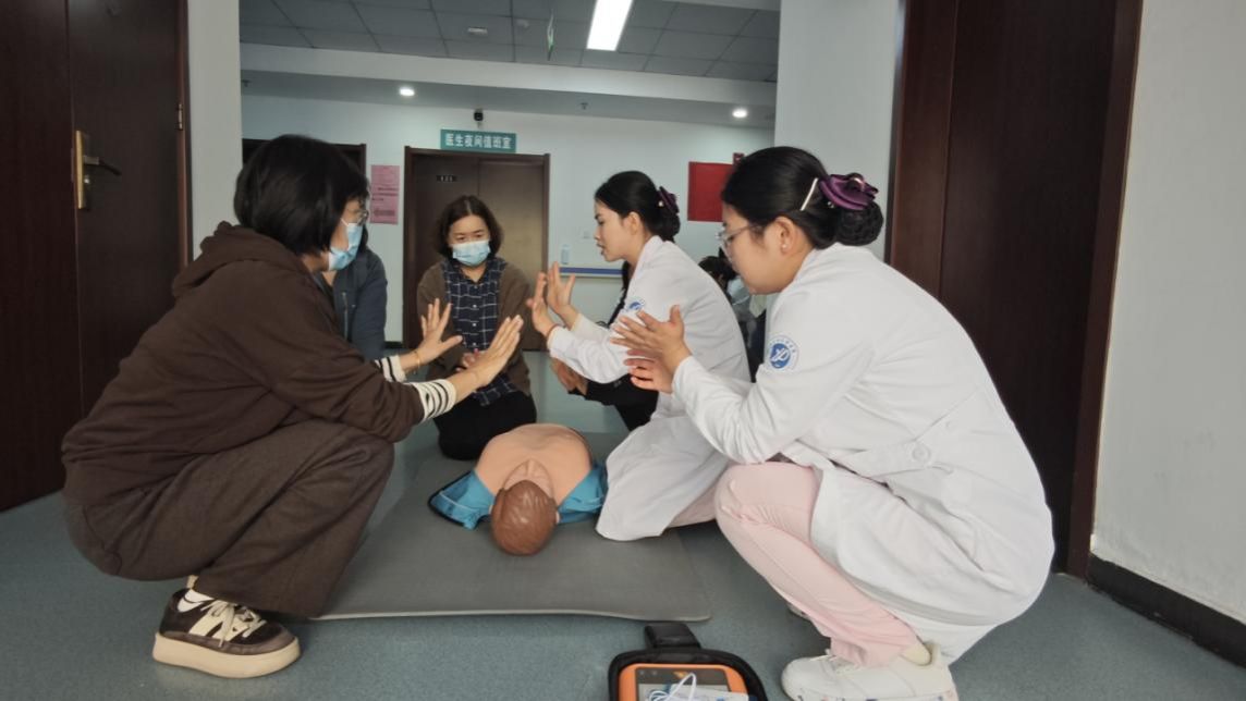 95d0cde59f5103356ca4b2a19ac9d98