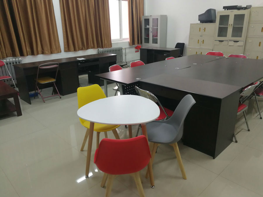 系部教学科研办公室 (2).jpg