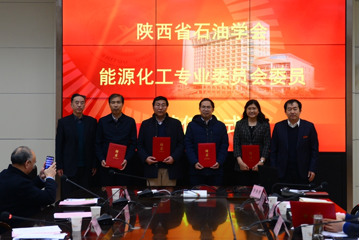 聘书2DSC_7818 - 副本.JPG